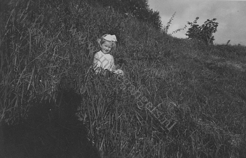 151 Malang April 1948 Marianneke Molenkamp