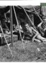 50 Kamp de laatste snik wachten op een voetbalveld op terugreis naar Nederland mei 1949