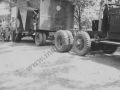 31 Kantinewagen met het rantsoen cigaretten van de Mariniers te Soekodono