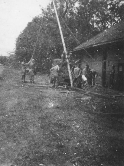 102b oprichten van de vlaggenmast
