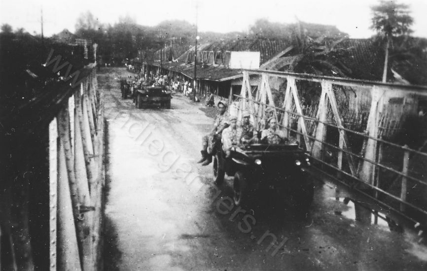 77b brug bij Moeara Enim