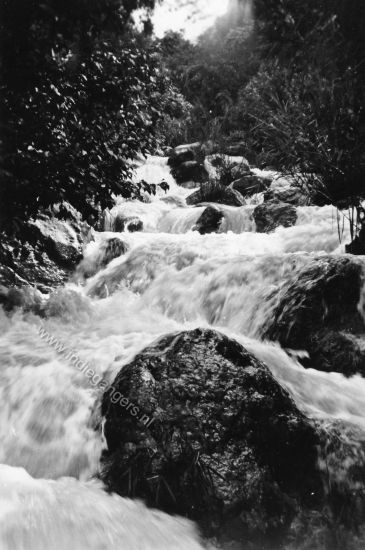 83 waterval Simason april 1949